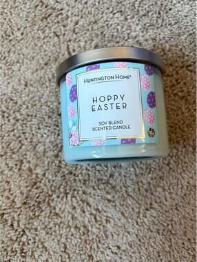 Hoppy Easter Candle